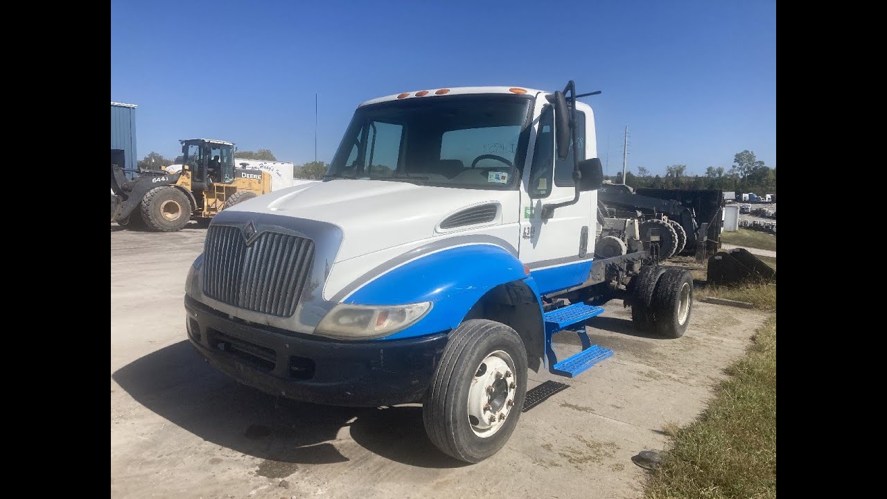 2005 International 4300 - Parts Unit 05IH559 - YouTube