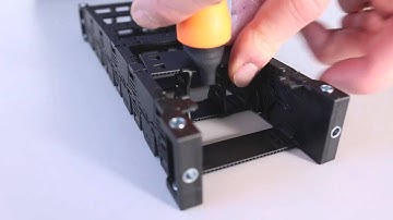 Video of the Week – Quick assembly tools for E4 e-chains® | igus®
