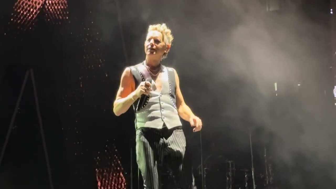 Depeche Mode - Strangelove (Acoustic - sung by Martin Gore) LIVE (4K)