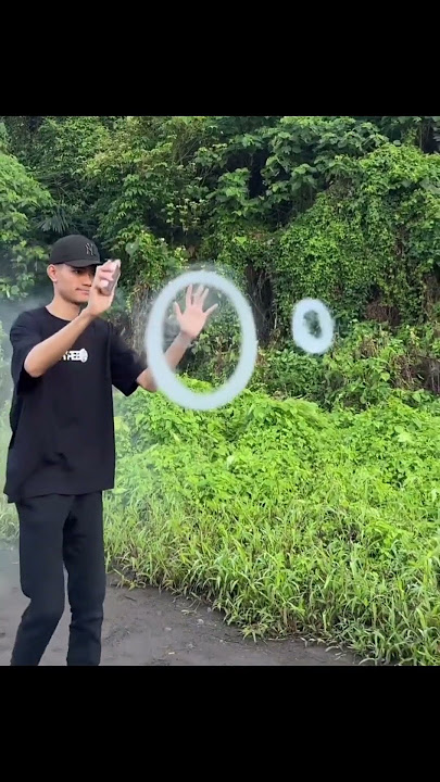 Amazing vape tricks.#amazing #vapetrick #surprise #vapeasmr #ghosttrick #smoke #ring #tricks #shorts