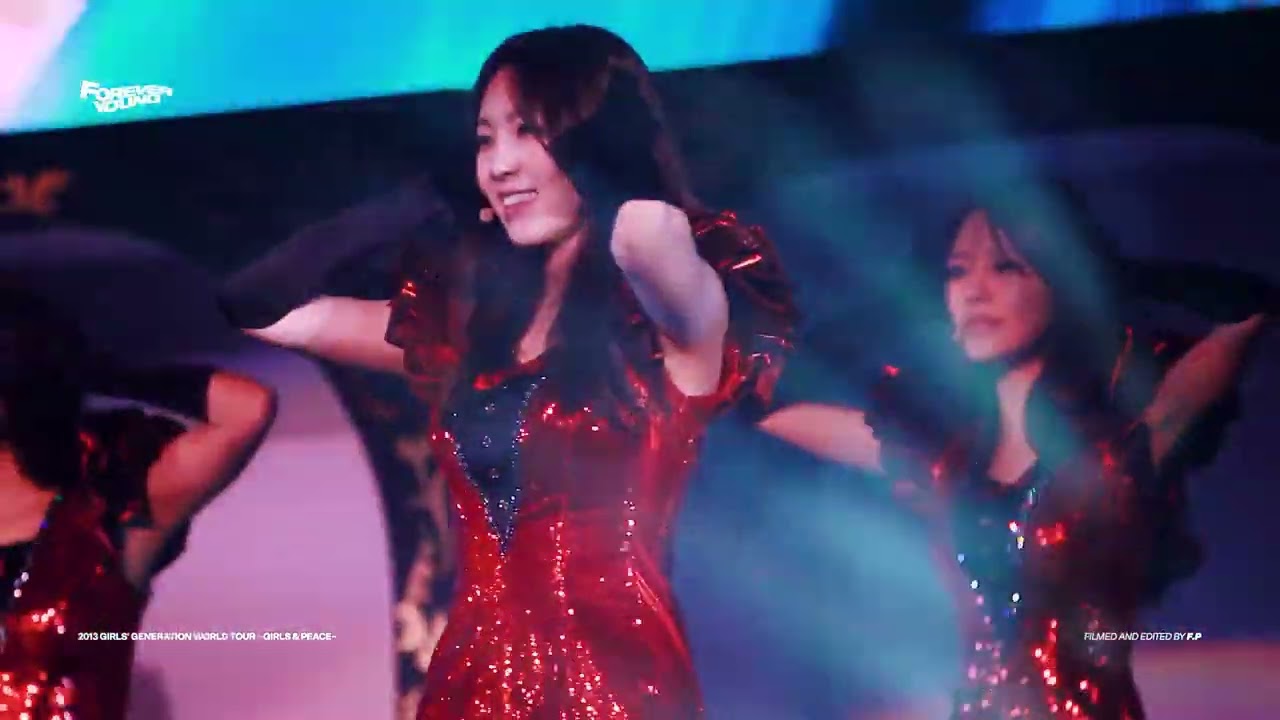 TAEYEON 태연 2013 GIRLS&PEACE World Tour - REFLECTION Fancam