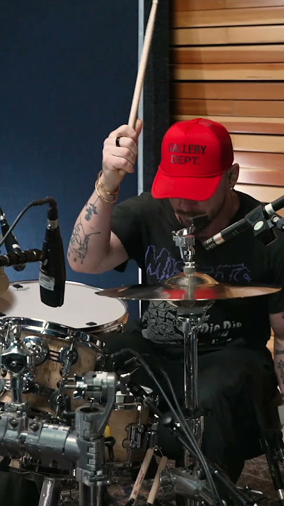 Studio vs. Stage: Shannon Leto’s Live Take “Up in the Air” #drumeo #shannonleto #thirtysecondstomars