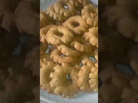 كعك رائع ومقرمش ولذيذ وسر قرماش هوا طحين سلو