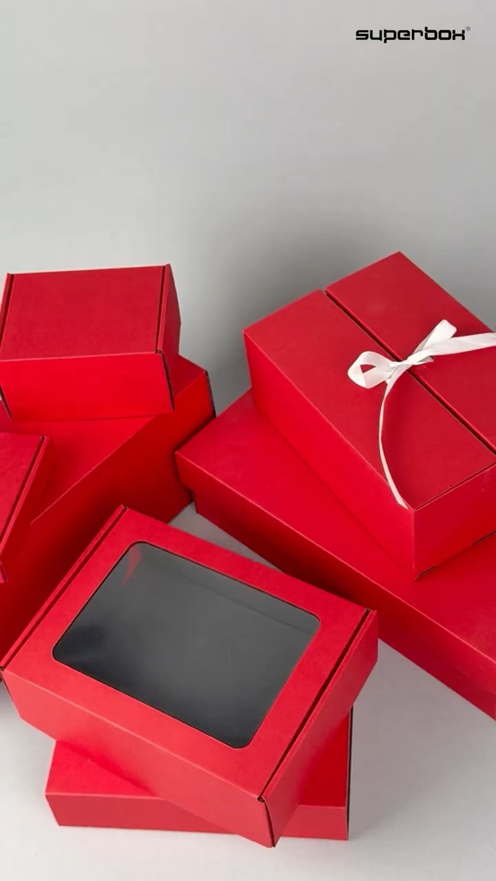 【展示見本品】Un cadeau rouge vif.  BOXアレンジ 赤 Bold Red Gift Boxes for Gift Packaging - YouTube