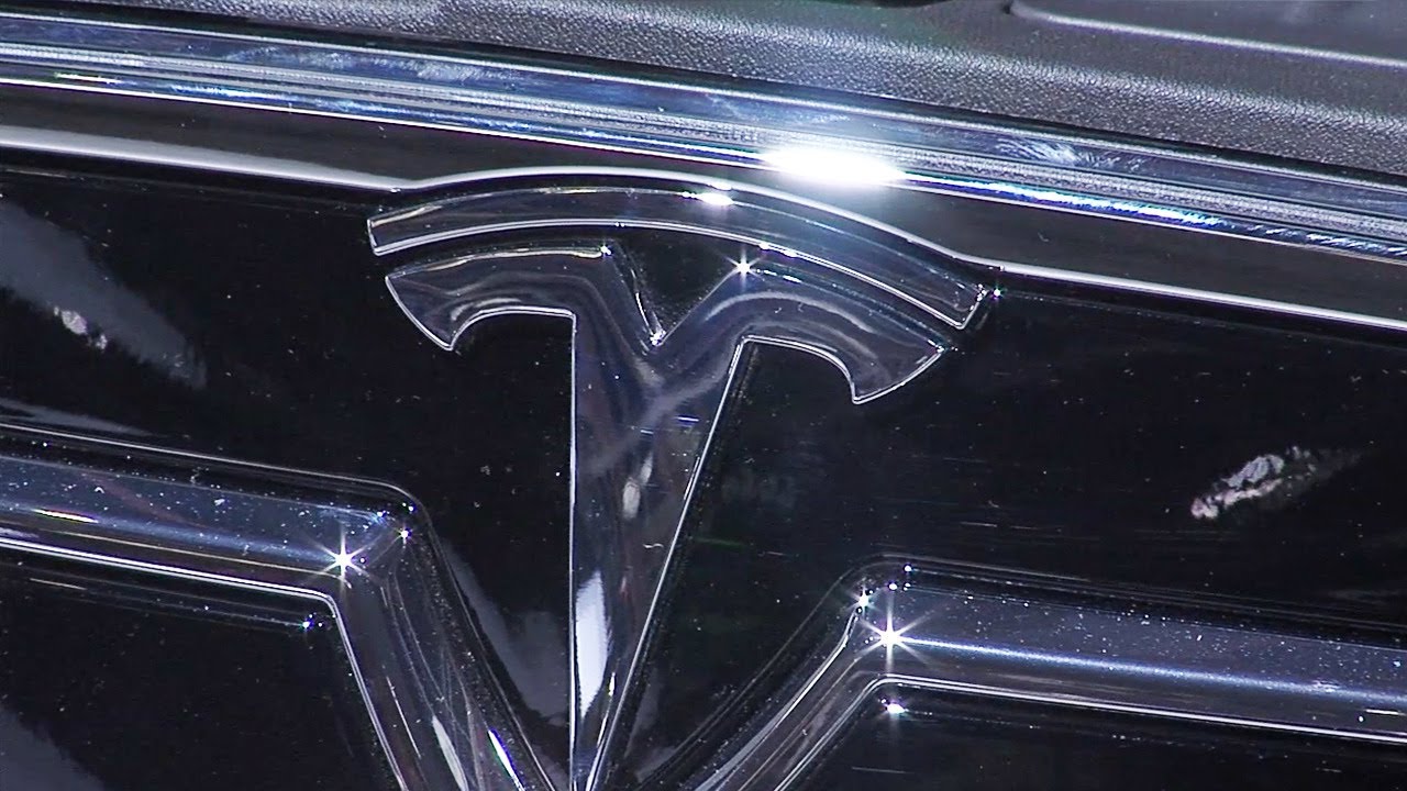 Tesla Shares Slide Despite Earnings Beat, Expansion Into China