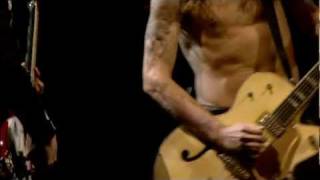 Californication - Red Hot Chili Peppers - Live at Slane Castle (with subtitles) chords