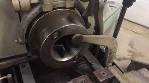 Oster Pipe and Bolt Threader  Model 582-A w/dyes