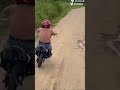 غنيه ظفاريه الراهي بتمشي مضحك غنيه ظفاريه الراهي بتمشي مضحك