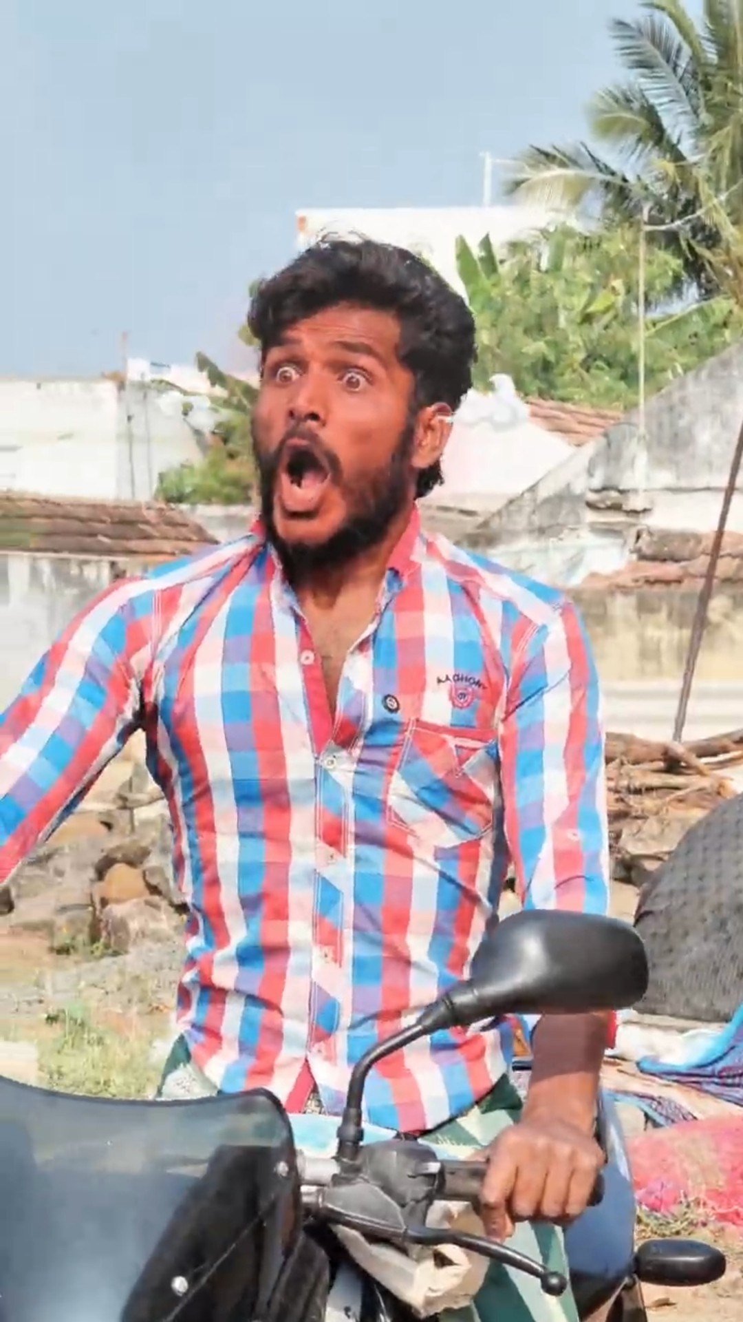 🤓தமிழ் காமெடி😄 (மிஸ்) - ShareChat