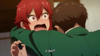 Jun hugs tomo and she gets embarassed , Tomo chan Is a Girl