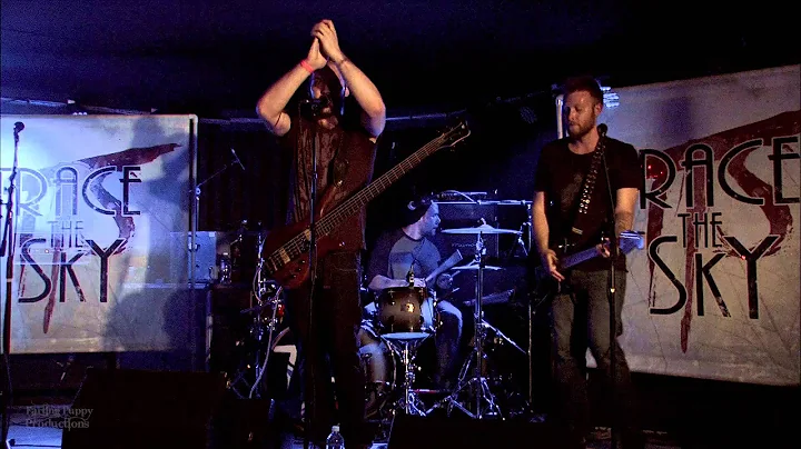 Trace the Sky - Victoria - Weiland Tour 2014 - by ...