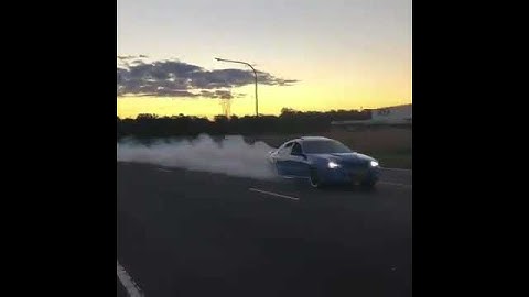 IMHYPO Ford XR6 Turbo Burnout