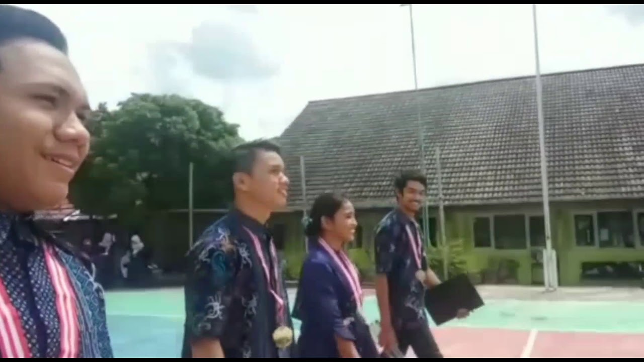 XII IPS II ∆ SMANSA LonG IkiS - YouTube