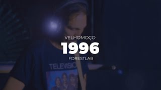 Video thumbnail of "Velhomoço - 1996 Lyric"