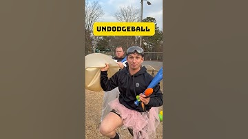 Dizzy Bat UnDodgeball 😂 Season 4 Shayne’s up 1-0. 🏈 #football #sports #game #throw #dodgeball
