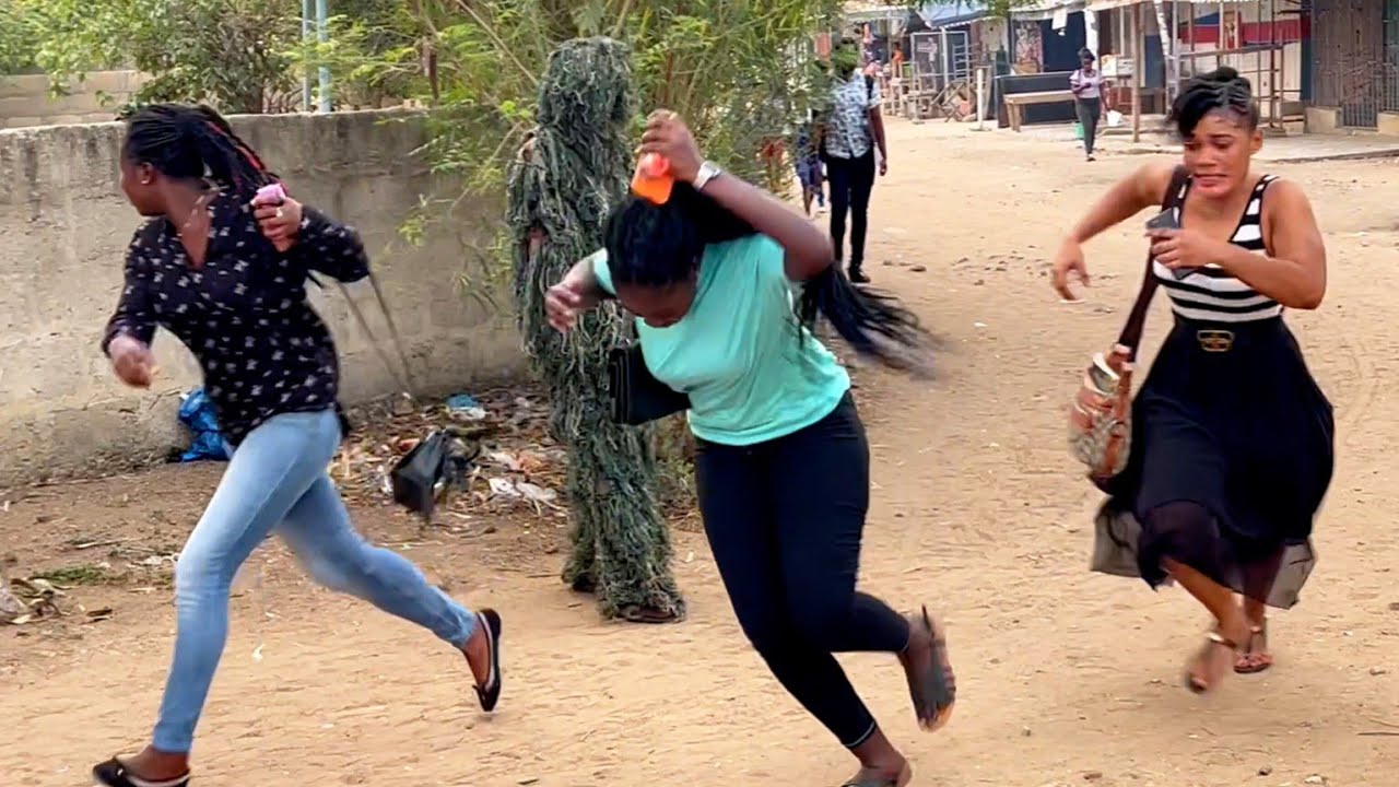 They thought it was a Ghost! Bushman Prank