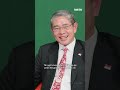 Tổng lãnh sự Pang Te Cheng chỉ bạn đọc món ăn và điểm check-in 'độc lạ' khi đi Singapore