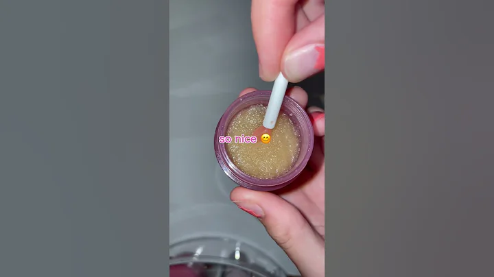 homemade lip scrub! #lipscrubs #skincare #makeup #preppy #aesthetic #grwm #lipbalm #lipproducts