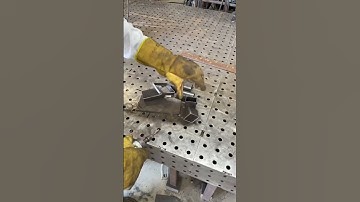 DIY welding project for your home office #diyprojects #diyhomedecor #diy #welding #welder