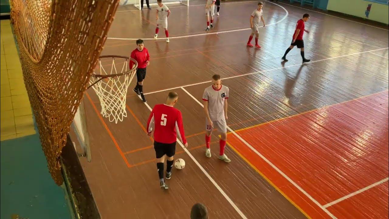 Тайме 14. Нерюнгри ветераны футбол. Футболисты хакасии. 14 минут добавил судья. Тайме 14.