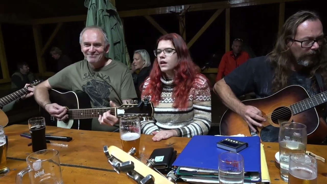 29.9.2023. Stvořidla rozloučení se sezónou.Hraje kapela Měsíčního Údolí a další .