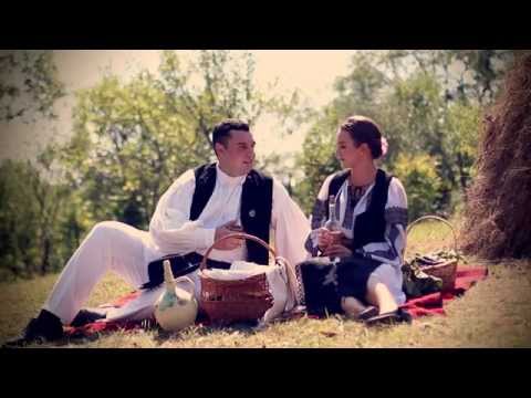 Draga mi-i glaja cu vin