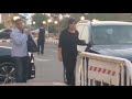شاهد فيفي عبدة اول الحاضرين الى عزاء الفنان الراحل فاروق الفيشاوي 
