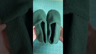 Diy Slippers Tutorial With Free Pattern - Easy Christmas Gifts