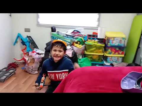 Jugando a la guerra ! Ven y juega con nosotros!