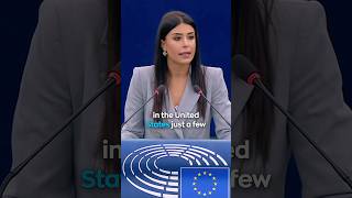 Α. Λατινοπούλου: Η αριστερά παγκοσμίως έχει τα χέρια της βαμμένα με αίμα.