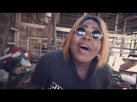 QUEEN KADJAH MADD CHICKS {OFFICIAL VIDEO} DECEMBER 2016