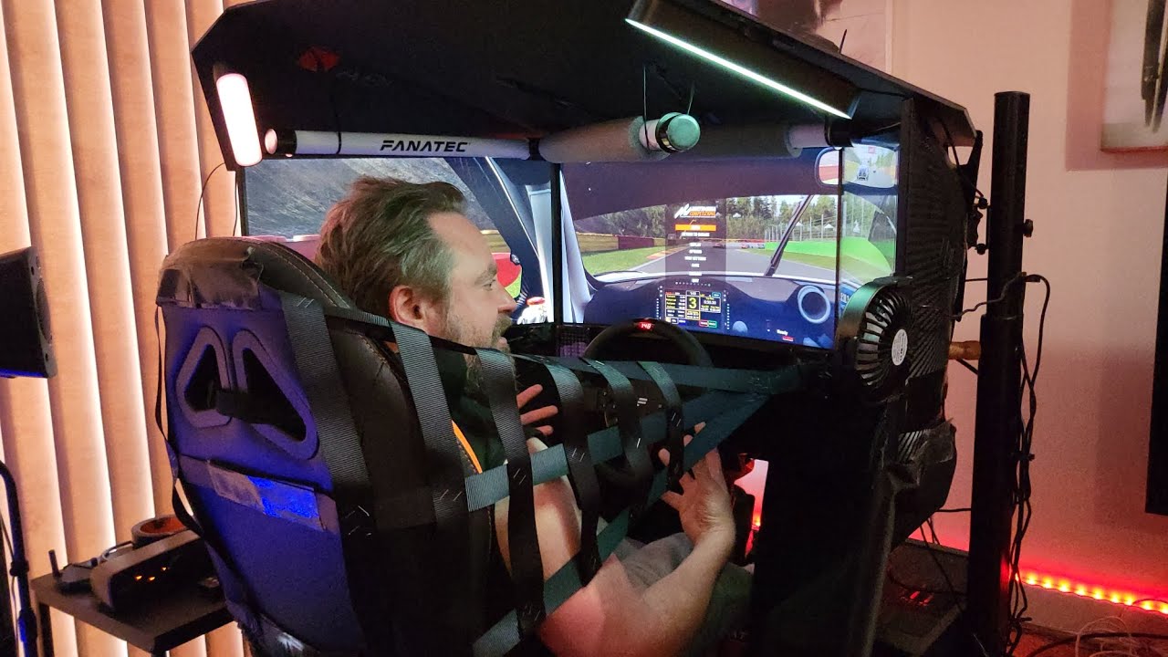 Custom Sim Racing Rig - Bespoke Simulator - Puresims