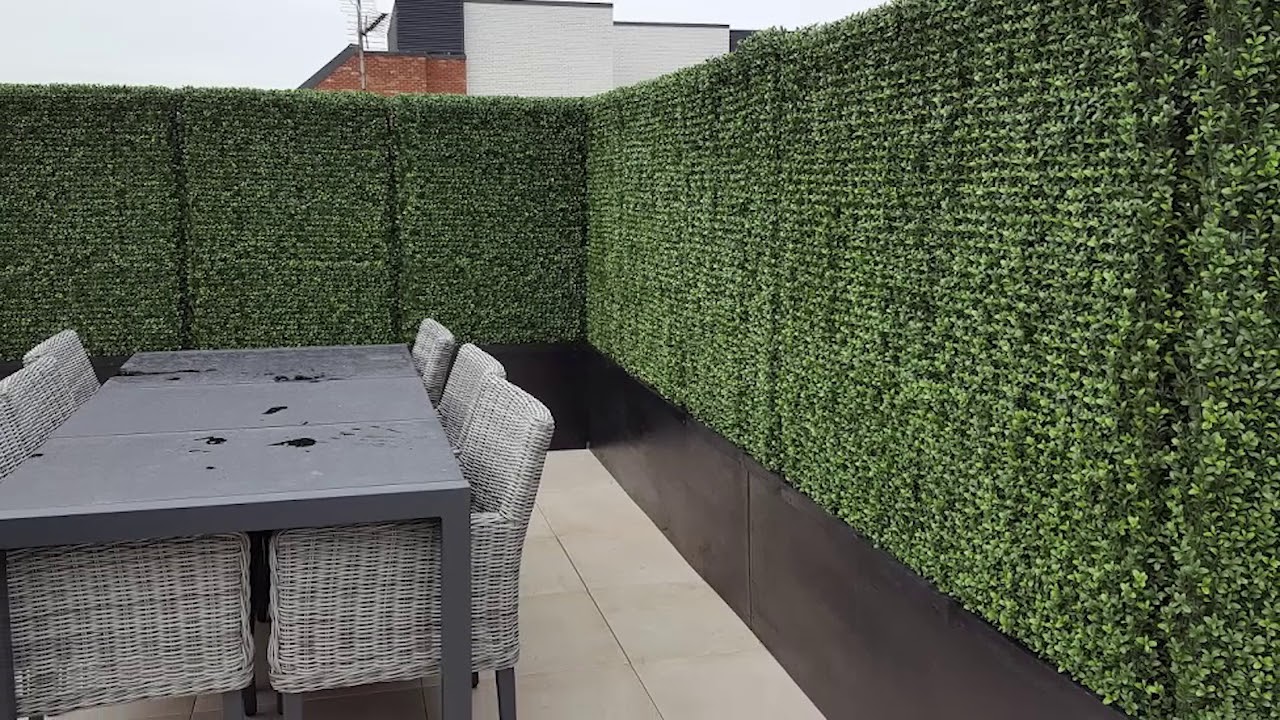 Idea of use artificial hedge to create privacy deck YouTube