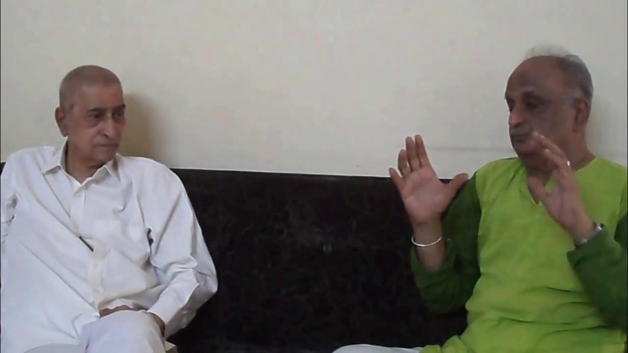 V A K Ranga Rao Ji and Srinivasan Chari Ji discussing Vintage Hindi