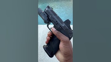 S&W M&P 9 M2.0 build • Holosun SCS • SureFire X300 • Floyd’s Custom Magwell #airsoft #explore #fyp