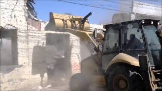 Demolición en avenida La Chimba