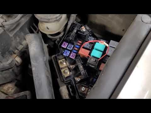 2006 Honda Civic AC Not Working, AC Clutch Not Engaging - YouTube
