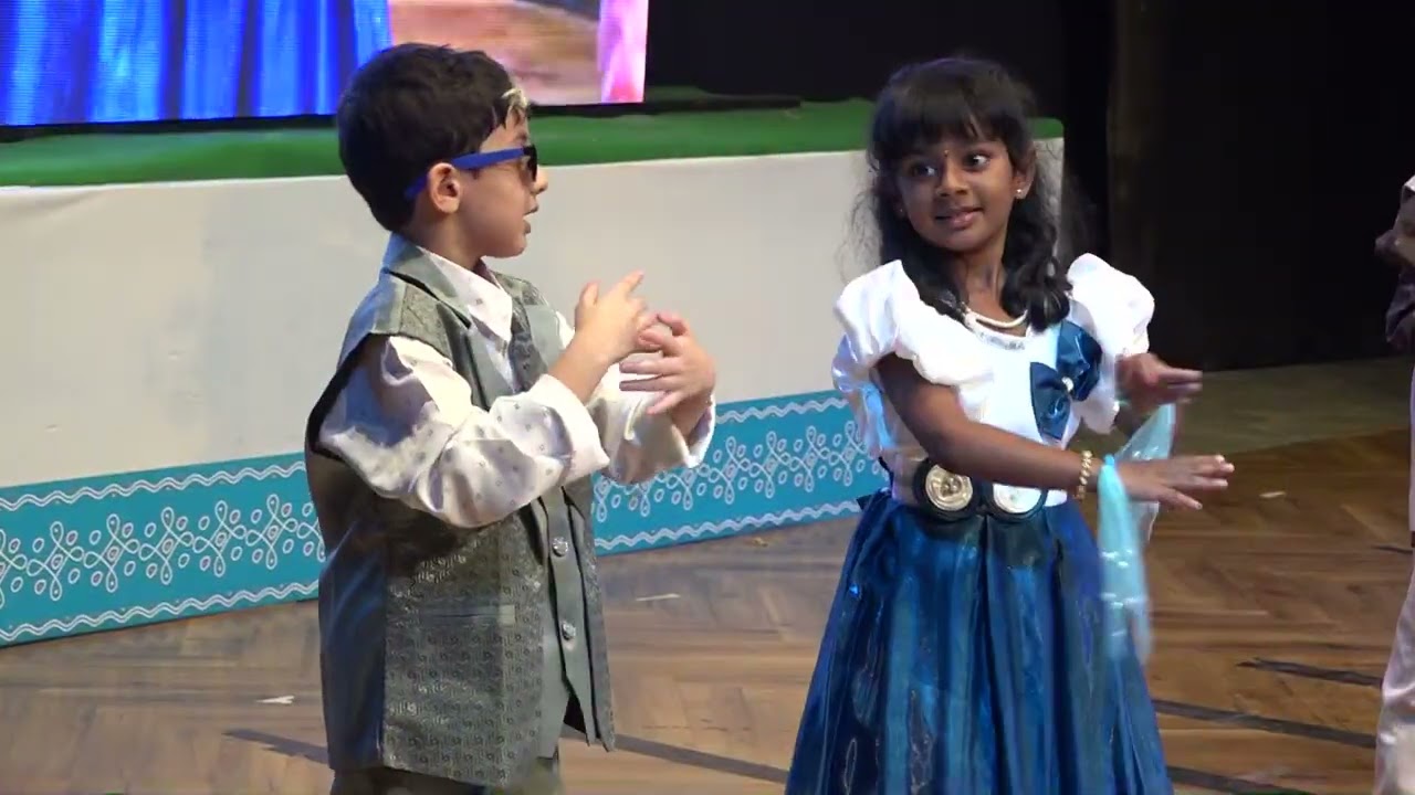 LKG B -Vibe Undi + Buttabomma l Cambridge First Steps The Montessori Play School ll 8th Annual Day