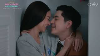 The Iconic Cabinet Kissing Scene! | What's Wrong With Secretary Kim (PH) | Viu Original [ENG SUB]