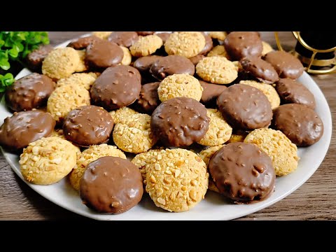 بسكوت لارش السريع بدون سمنة أو زبدة لضيافة العيد هش وخفيف وبيدوب دوبان