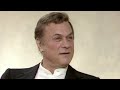 Capture de la vidéo Tony Curtis - Interview - Wogan - 01/05/1985