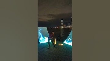 Flowmies Arguing about who