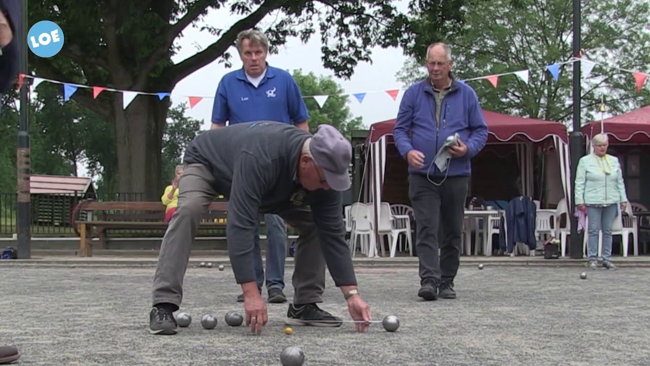 Een potje jeu de boules, dat kunnen we toch allemaal? - Elburg -