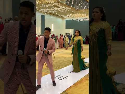 Khadar Keyow Mohamed Dance 26september Weddingceremony Wedding Ilka September26 Aroos