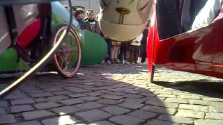 In Piazza Con Manila