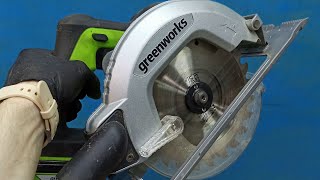 How to make a miter saw from a hand saw in 3 minutes. Everyone can
