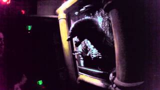Halloween Horror Nights 24 Alien Vs Predator (Maze POV)