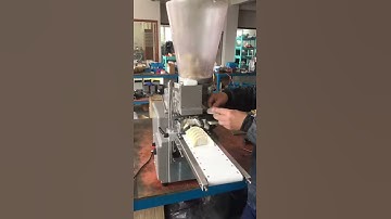 Small Automatic Dumpling Maker Machine /Japan Gyoza Making Machine