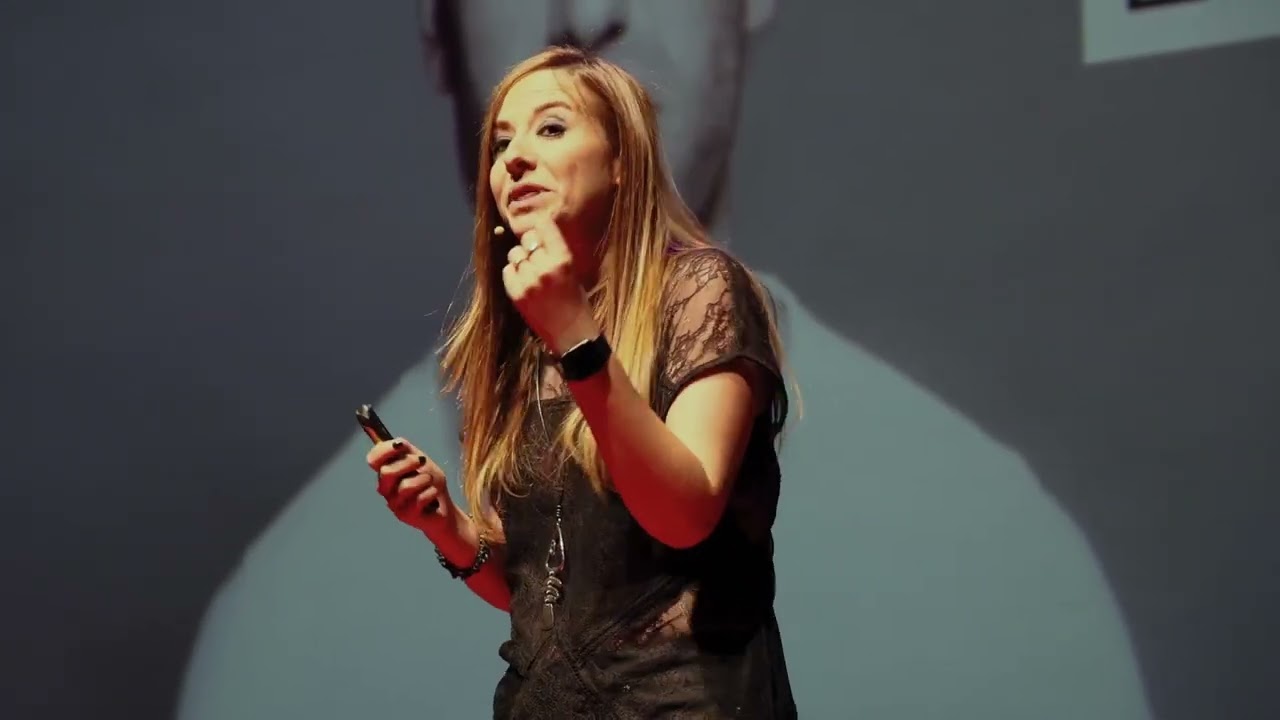 Aburrirse no es una opción | Josefa Ros Velasco | TEDxTorrelodones
