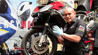 How To Change The Front Brake Pads On A Bmw R1200gs